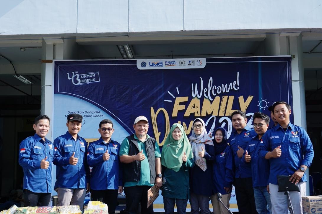 Pengukuhan IKA UMG pada Milad UMG ke-43
